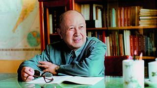 錢學(xué)森：我姓錢，但不愛錢