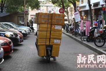 雙11快遞員過(guò)&ldquo;劫&rdquo;：做夢(mèng)都是送快遞