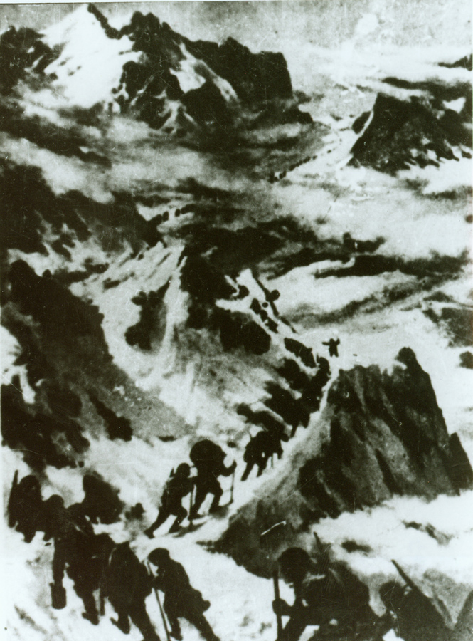 &uarr;資料圖片：紅軍過打鼓山。（圖片由陸軍第16集團(tuán)軍某紅軍團(tuán)提供）