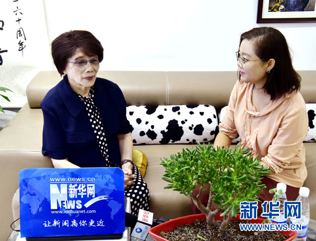 電波永不消逝，隨著時代發(fā)展傳播可能會有多種形式，年輕播音員要不忘初心，在如今優(yōu)越條件下更應砥礪自己。