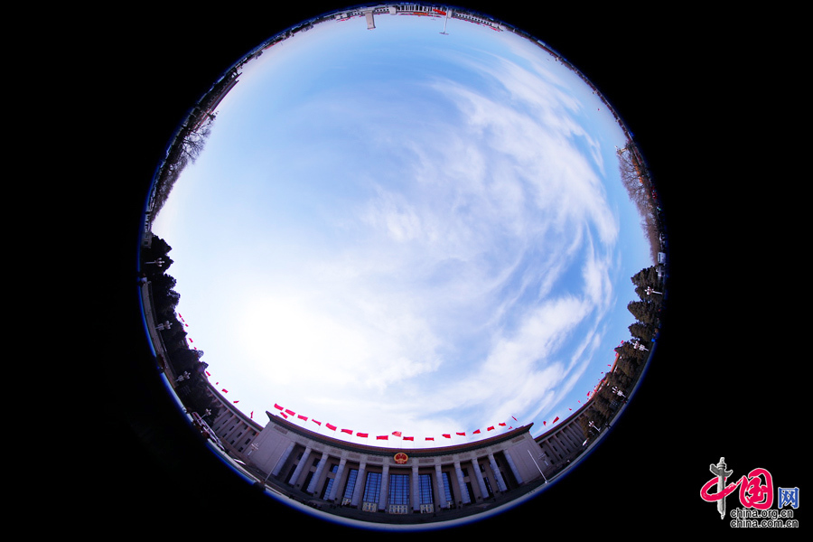  人民大會堂、天安門廣場、人民英雄紀念碑外部全景。中國網(wǎng) 鄭亮攝