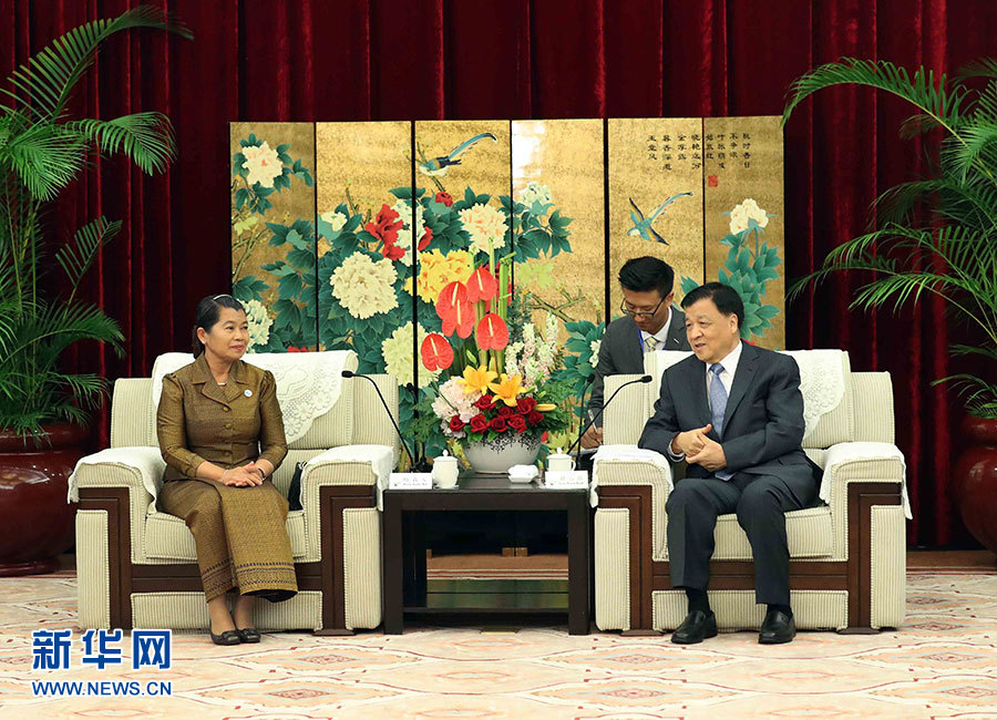 6月11日，中共中央政治局常委、中央書記處書記劉云山在福州會見來華出席金磚國家政黨、智庫和民間社會組織論壇的柬埔寨人民黨中央常委、副首相梅森安。新華社記者劉衛(wèi)兵攝