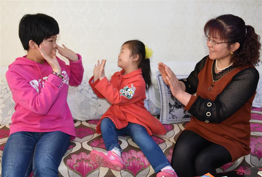 （新華全媒頭條&middot;圖文互動）（3）超越血緣的母愛