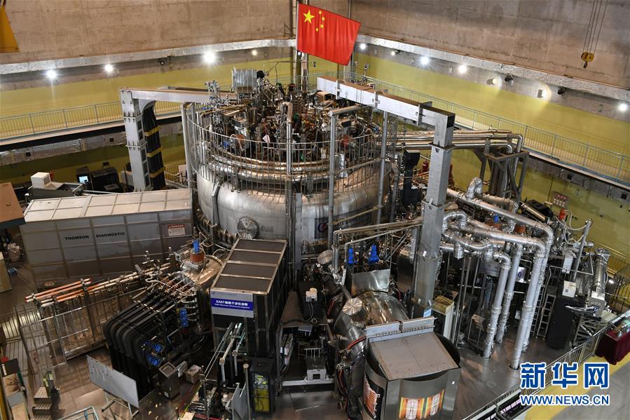 #(圖文互動)(1)我國“人造太陽”EAST裝置實現(xiàn)1億攝氏度等離子體運行