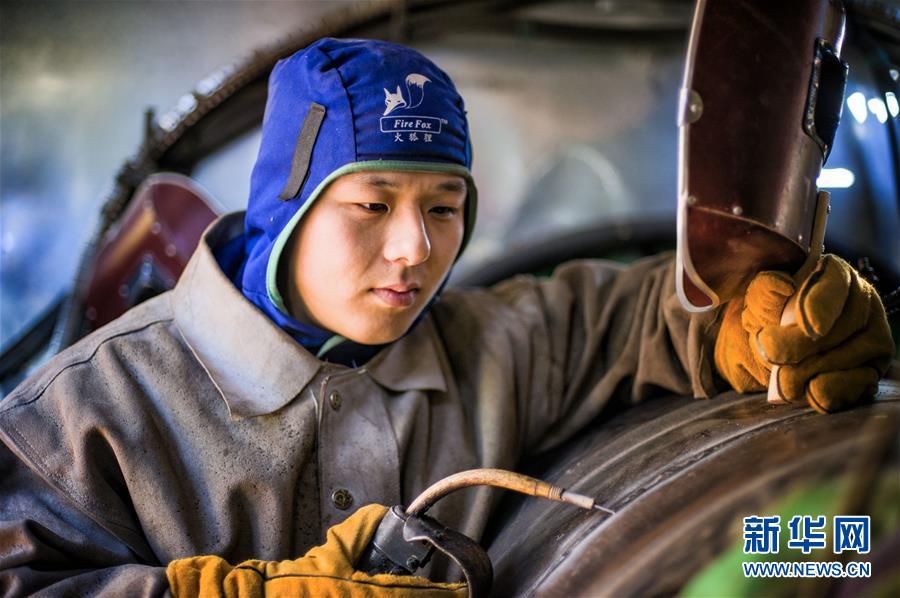 （新華全媒頭條&middot;愛國情 奮斗者&middot;圖文互動(dòng)）（3）以青春之我，創(chuàng)青春中國&mdash;&mdash;寫在五四運(yùn)動(dòng)100周年之際