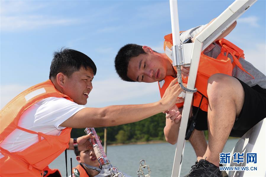 （新華全媒頭條&middot;圖文互動(dòng)）（16）青春萬歲 強(qiáng)國有我