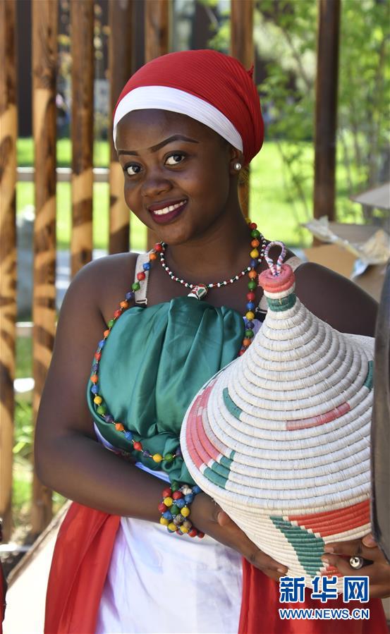 （新華全媒頭條&middot;圖文互動(dòng)）（17）難忘的&ldquo;世園記憶&rdquo; 共同的綠色追求&mdash;&mdash;寫在北京世園會(huì)閉幕之際