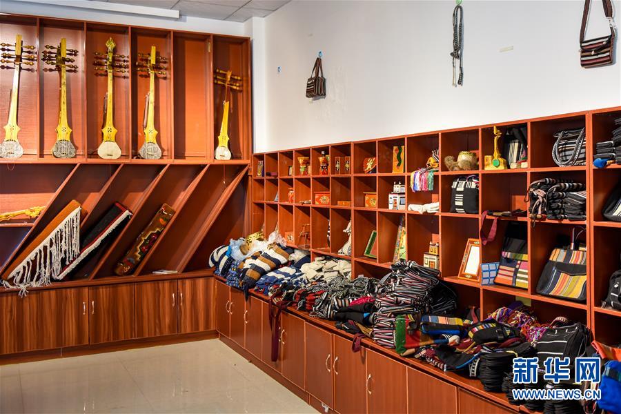 （新春走基層&middot;圖文互動）（3）一個(gè)海拔4800米山村的&ldquo;新生&rdquo;