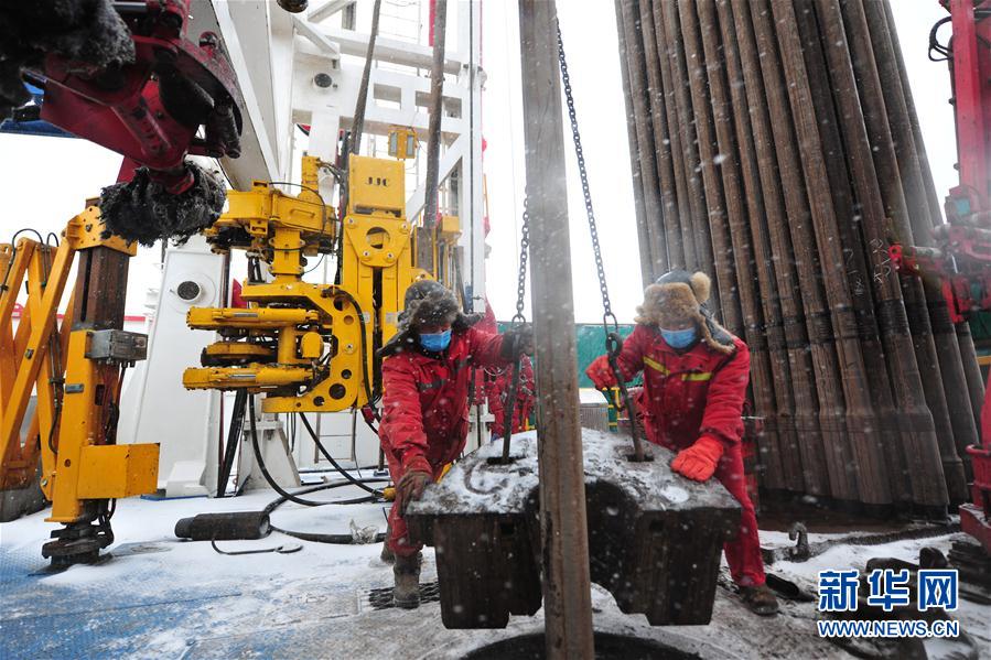 （圖文互動(dòng)）（2）大慶油田：一手抓防疫，一手抓生產(chǎn)