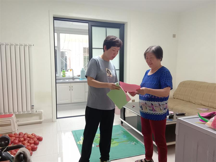 （在習(xí)近平新時代中國特色社會主義思想指引下&mdash;&mdash;新時代新作為新篇章&middot;習(xí)近平總書記關(guān)切事&middot;圖文互動）（3）讓&ldquo;舌尖上的節(jié)約&rdquo;成為習(xí)慣&mdash;&mdash;全社會營造浪費可恥、節(jié)約為榮的氛圍掃描