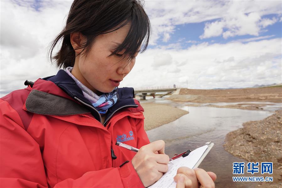 （熱點(diǎn)鮮報&middot;圖文互動）（4）科學(xué)也能很浪漫&mdash;&mdash;看&ldquo;女漢子&rdquo;如何在青藏高原做科考