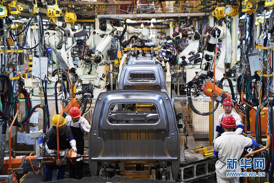 （新華全媒頭條&middot;聚焦三季度經(jīng)濟(jì)&middot;圖文互動(dòng)）（2）逐季轉(zhuǎn)好 穩(wěn)定復(fù)蘇&mdash;&mdash;透視中國經(jīng)濟(jì)&ldquo;三季報(bào)&rdquo;