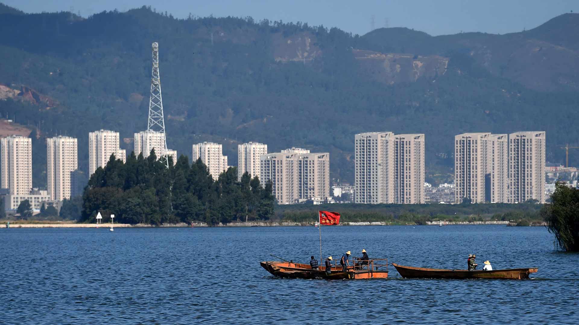 發(fā)展理念新指向&mdash;&mdash;紀(jì)念建黨95周年述評