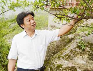 只要有信心 點石能成金&mdash;&mdash;記四川筠連縣春風(fēng)村支書王家元