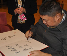 兩會(huì)花絮：&ldquo;毛委員&rdquo;受歡迎