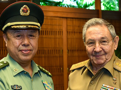 勞爾&middot;卡斯特羅會(huì)見(jiàn)范長(zhǎng)龍