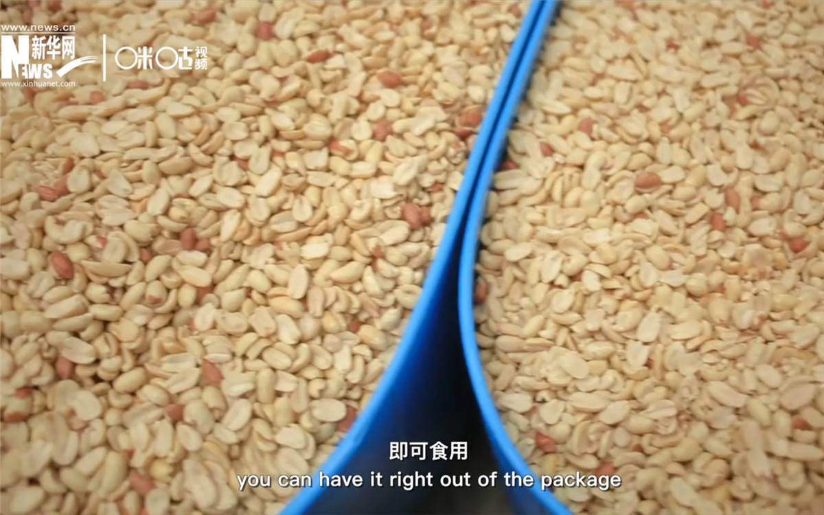 RUTF營養(yǎng)包以花生醬為基底，加入了牛奶、糖、復合維生素和微量礦物質(zhì)