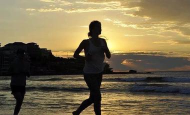 打好心理防疫戰(zhàn)，從堅(jiān)持運(yùn)動做起！