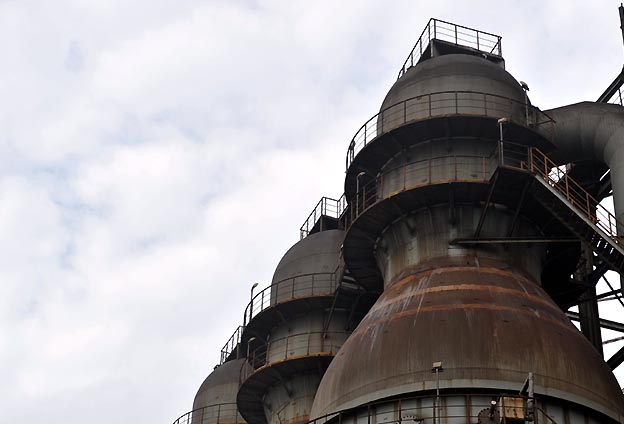 堅(jiān)持以環(huán)保為前提，做到不環(huán)保不生產(chǎn)。