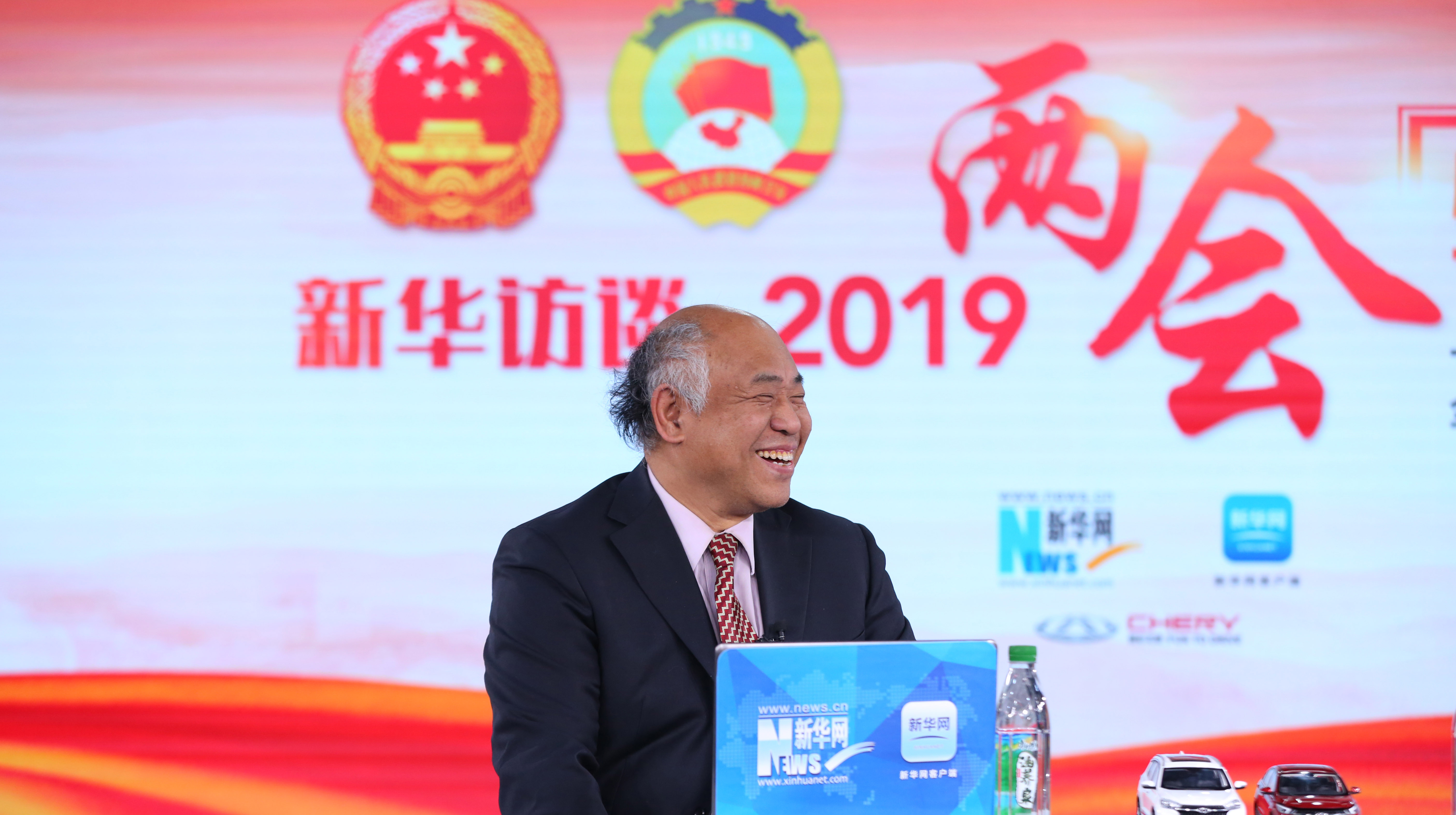 楊宜勇：宏觀調(diào)控首次將就業(yè)與財政、貨幣政策工具并列