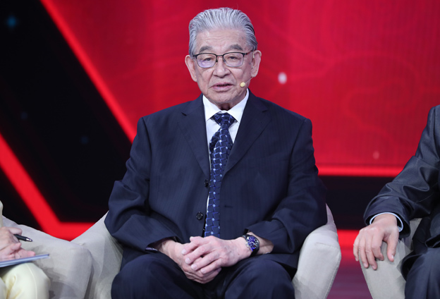 需要完成實現從集成創(chuàng)新到全面自主創(chuàng)新的過程