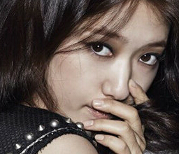 女星波浪卷發(fā)美著呢！