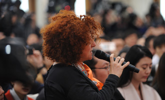 意大利24小時太陽報記者提問