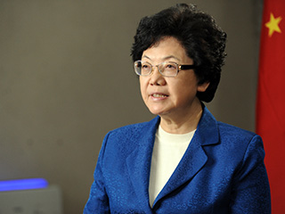 大醫(yī)院人滿為患，社區(qū)醫(yī)院門可羅雀怎么破？