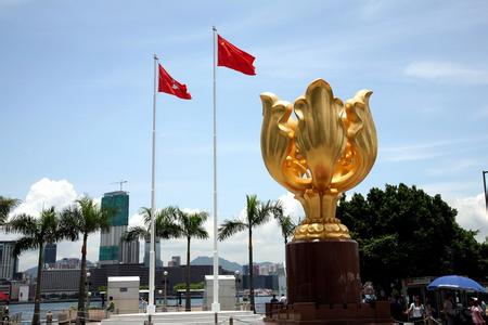 中央和特區(qū)政府將舉辦一系列慶?；顒? /></a></div>
<div   id=