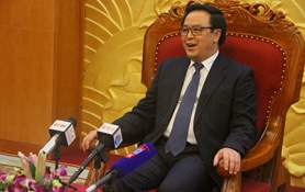 專訪：愿中國(guó)人民在中共領(lǐng)導(dǎo)下取得更多成就&mdash;&mdash;訪越共中央委員、中央對(duì)外部部長(zhǎng)黃平君