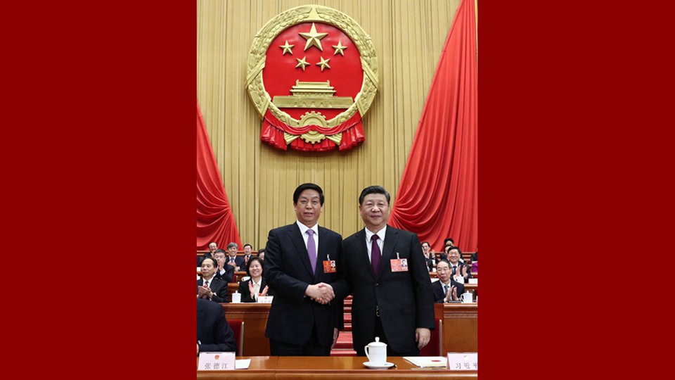 習(xí)近平當(dāng)選國家主席、中央軍委主席