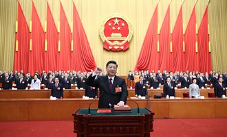 習(xí)近平當(dāng)選國家主席、中央軍委主席