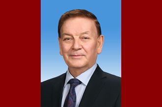 第十三屆全國人民代表大會(huì)常務(wù)委員會(huì)副委員長(zhǎng)艾力更&middot;依明巴海