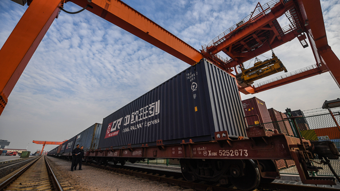 新華微評&middot;學(xué)習(xí)筆談：這個&ldquo;世界市場&rdquo;，潛力硬核！