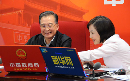 [回顧]2009年溫家寶總理接受中國政府網(wǎng)、新華網(wǎng)專訪