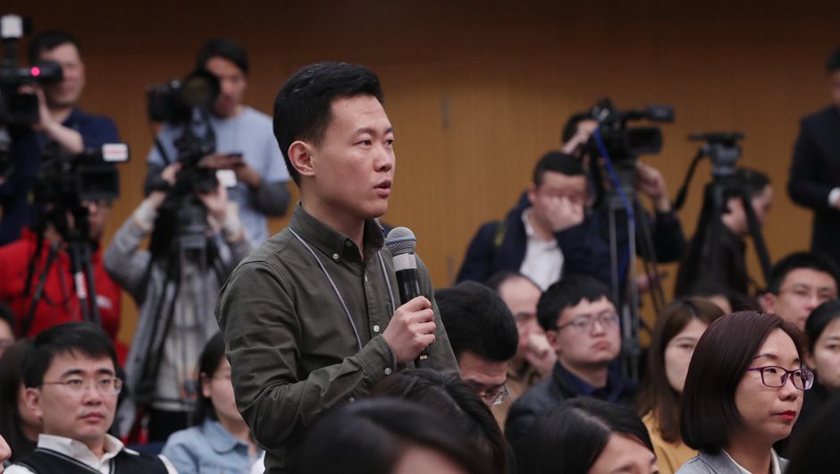 光明日?qǐng)?bào)全媒體記者提問