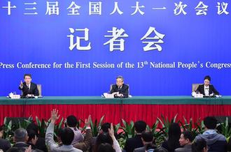 教育部部長(zhǎng)陳寶生就&ldquo;努力讓每個(gè)孩子都能享有公平而有質(zhì)量的教育&rdquo;答記者問