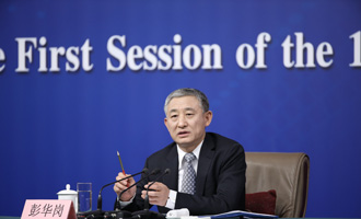 國(guó)資委副秘書長(zhǎng)、新聞發(fā)言人彭華崗