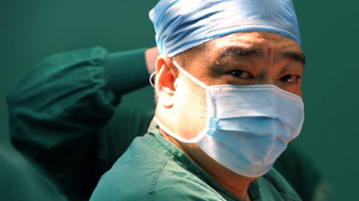 追夢(mèng)中國人｜胸外科&ldquo;拼命三郎&rdquo;的醫(yī)者緣