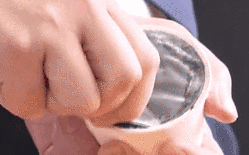 味同嚼鐵？ 日本&ldquo;鐵味&rdquo;冰淇淋面世