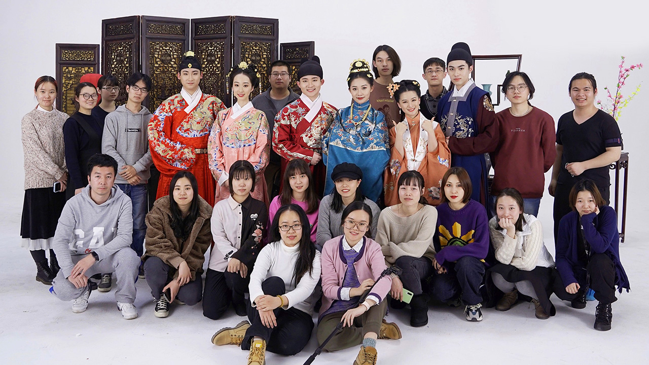 追夢(mèng)中國人|維京：漢服春晚，一個(gè)講了十年的故事