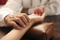 【健康解碼】中醫(yī)藥如何治療股骨頭壞死？