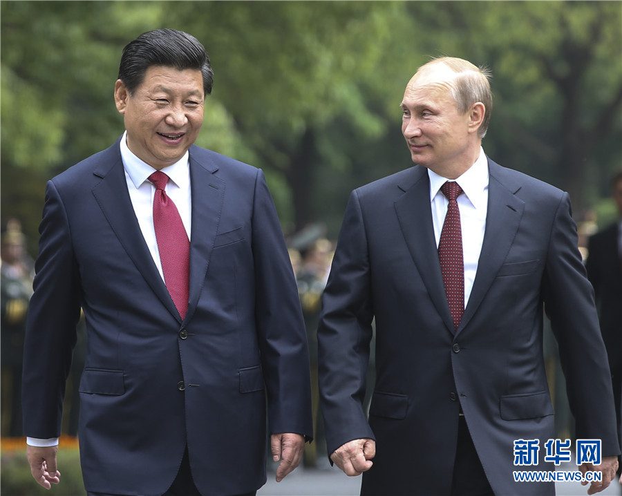 這是會談前，習近平在上海西郊會議中心廣場為普京舉行歡迎儀式。新華社記者 蘭紅光 攝 