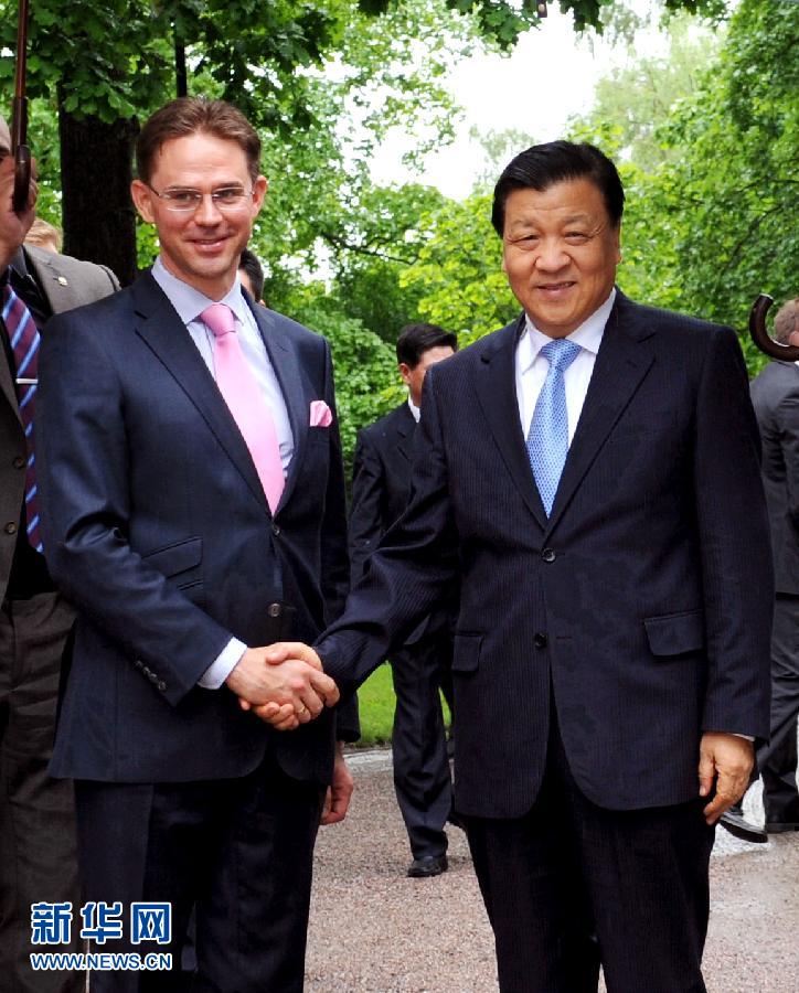 6月12日，中共中央政治局常委、中央書記處書記劉云山在赫爾辛基會(huì)見芬蘭總理卡泰寧。 新華社記者饒愛民攝