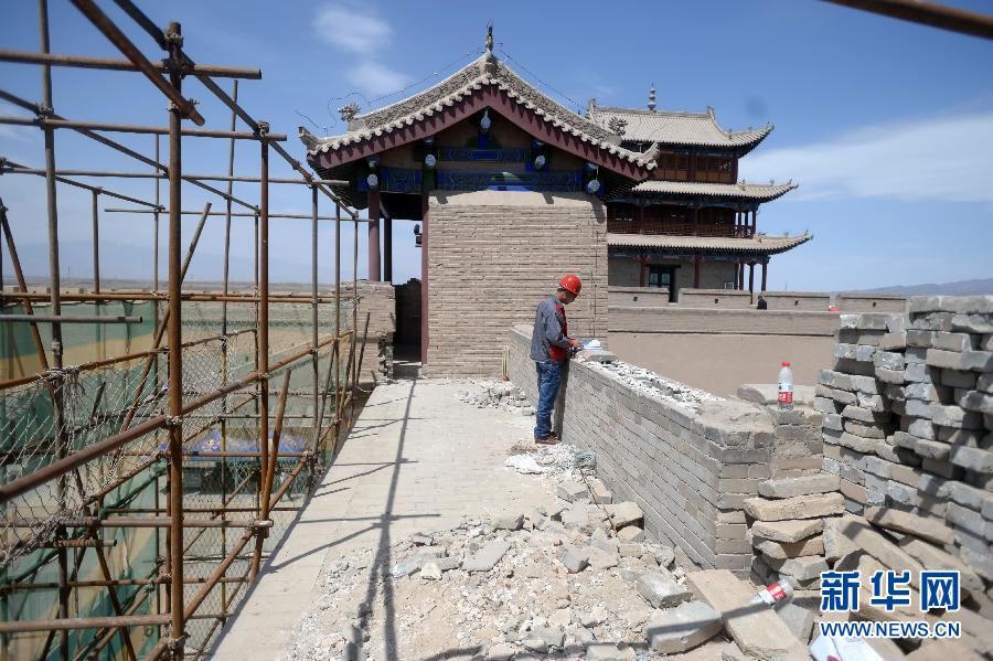 (新絲路·新夢(mèng)想·圖文互動(dòng))(1)萬(wàn)里長(zhǎng)城西起點(diǎn)再煥生機(jī)