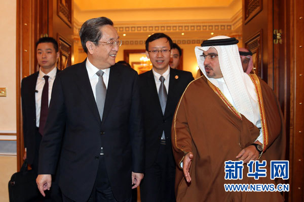 11月6日，正在巴林進行正式友好訪問的全國政協(xié)主席俞正聲在麥納麥會見巴林王儲薩勒曼。 新華社記者劉衛(wèi)兵攝