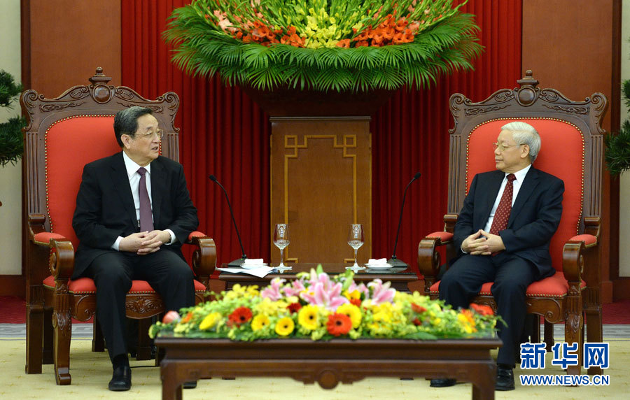 12月25日至27日，中共中央政治局常委、全國政協(xié)主席俞正聲對越南進行正式訪問。這是12月26日，俞正聲在河內(nèi)會見越共中央總書記阮富仲。 新華社記者馬占成攝