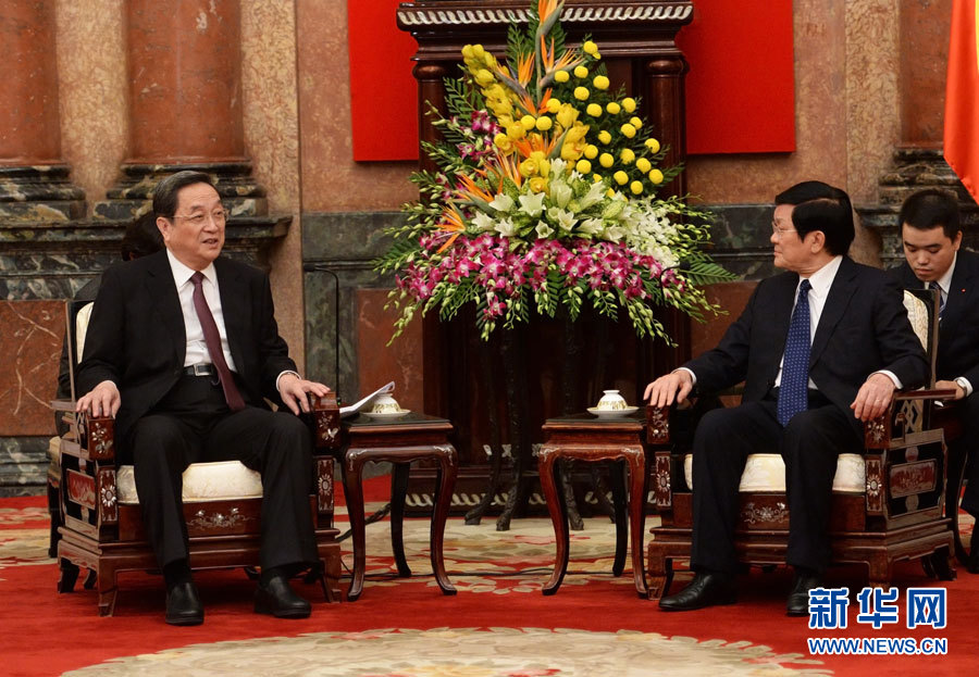 12月25日至27日，中共中央政治局常委、全國政協(xié)主席俞正聲對越南進行正式訪問。這是12月26日，俞正聲在河內(nèi)會見越南國家主席張晉創(chuàng)。 新華社記者劉建生攝