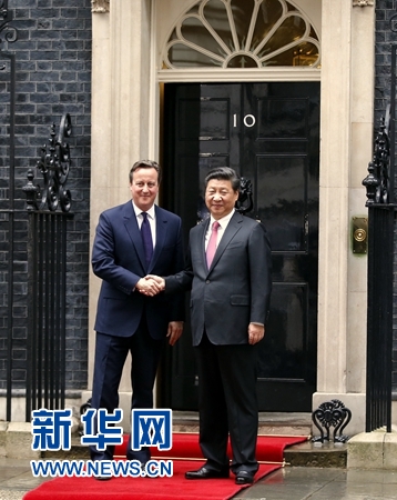 10月21日，國家主席習(xí)近平在倫敦唐寧街首相府同英國首相卡梅倫舉行會談。 新華社記者 鞠鵬 攝 