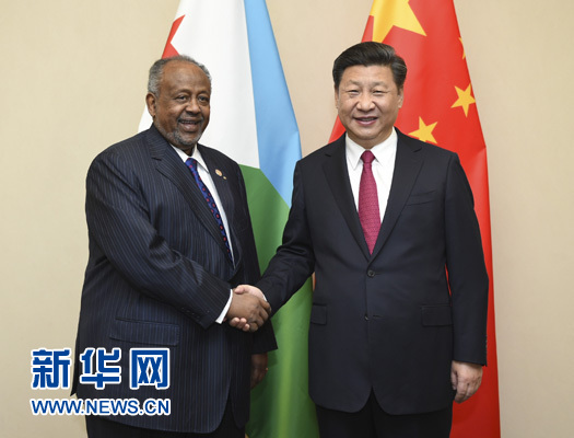 12月3日，國(guó)家主席習(xí)近平在約翰內(nèi)斯堡會(huì)見(jiàn)吉布提總統(tǒng)蓋萊。新華社記者 謝環(huán)馳 攝 

